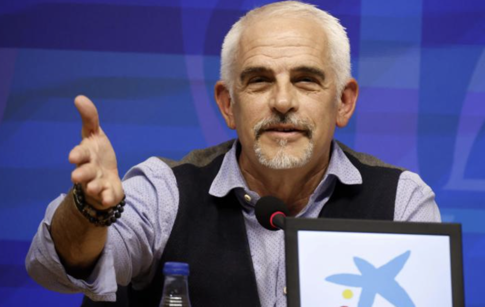 导的集团以, 日讯